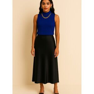 St. John Blue Neck Sleeveless Top Women's Size: P, Petite.